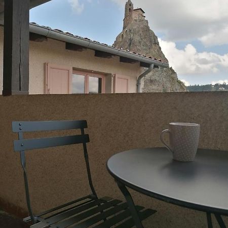 Le Puy-en-VelayStudio Avec Balcon Au Pied Du Rocher D'Aiguilheアパートメント エクステリア 写真
